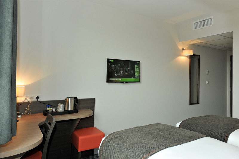 Dios Hotel Bruguieres Εξωτερικό φωτογραφία