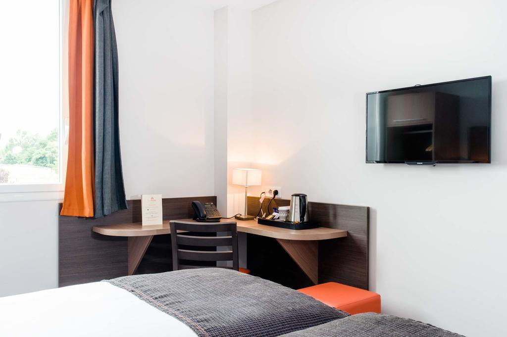 Dios Hotel Bruguieres Εξωτερικό φωτογραφία